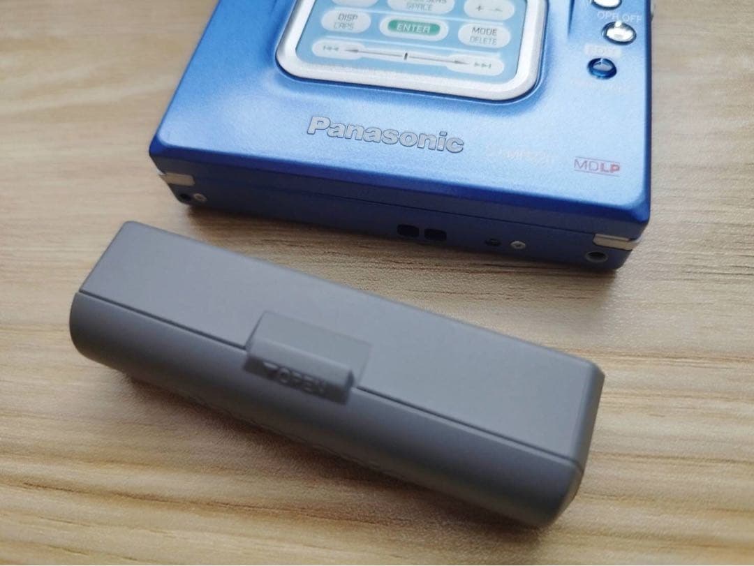 Panasonic ポータブルMDレコーダー SJ-MR220 - メルカリ