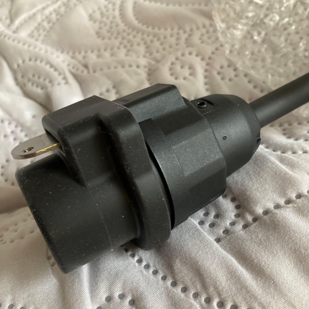 プリウス電源プラグコード100V - メルカリ