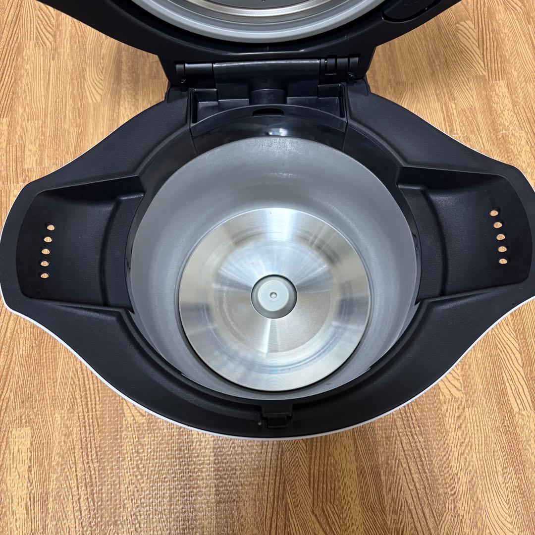 シャープ ヘルシオ ホットクック 2.4L KN-HW24F 2020年製