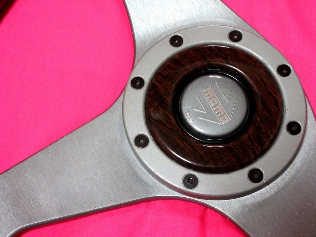 6301 正規品 MOMO CHALLENGE モモ チャレンジ ステアリング - メルカリ