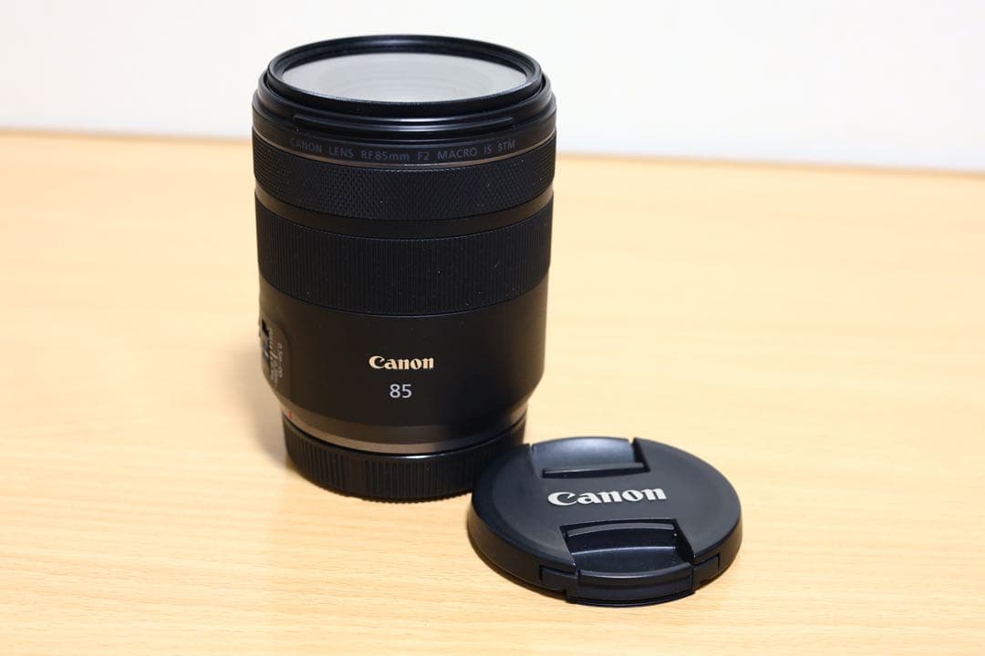 CANON RF85mm F2.0MACRO IS STMフード&フィルター付 Amazon.com : Canon RF 85mm F2 Macro is STM, Compact Medium
