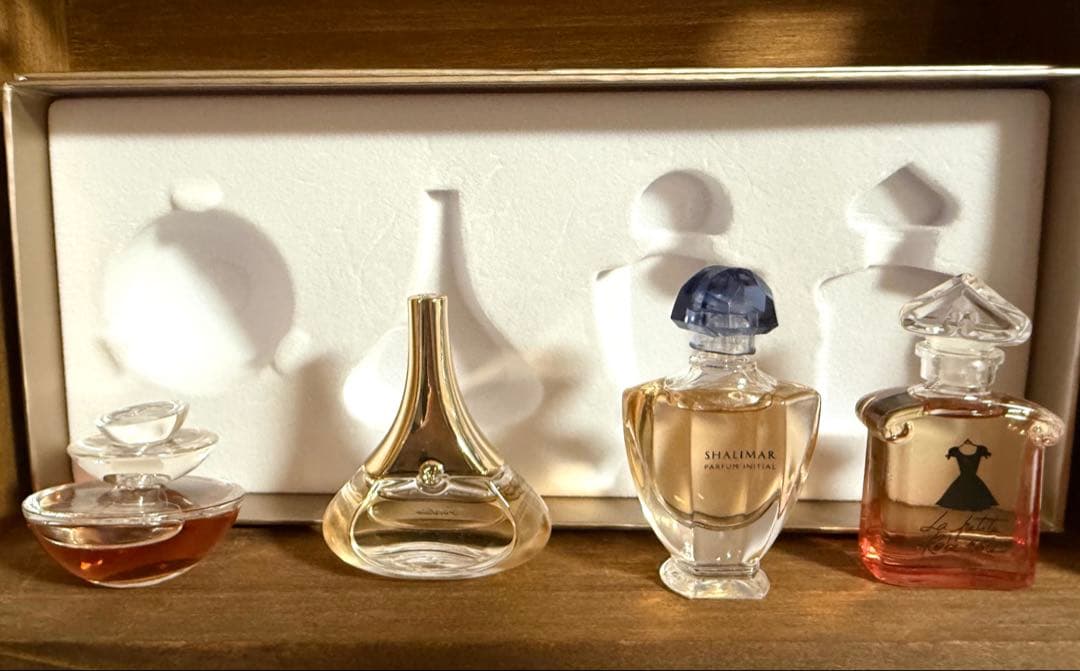 GUERLAIN ゲラン ミニチュア香水4本セット - メルカリ