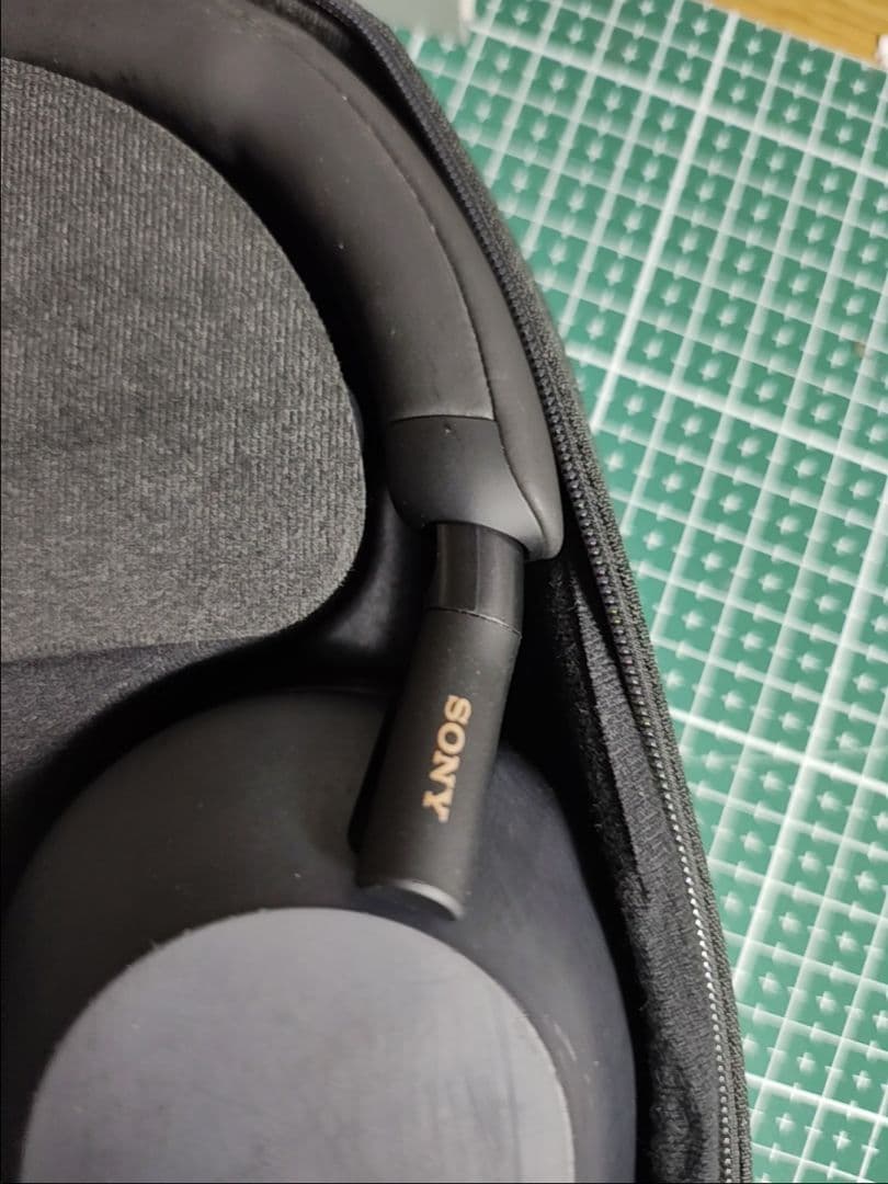 SONY wh1000XM5バッテリーイヤーパッドヘッドバンド新品交換品 - メルカリ