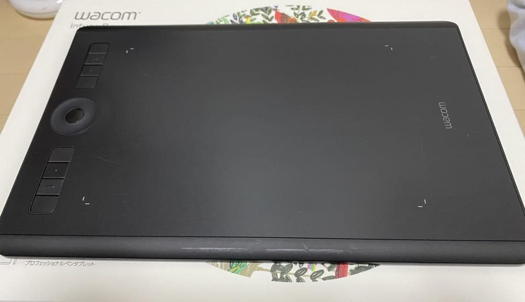 WACOM intuos pro Mサイズ 板タブ PTH-660/K0-DX