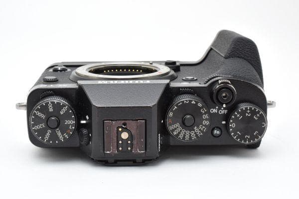 【美品】FUJIFILM 富士フィルム X-T2 ボディ《ショット数4501回》