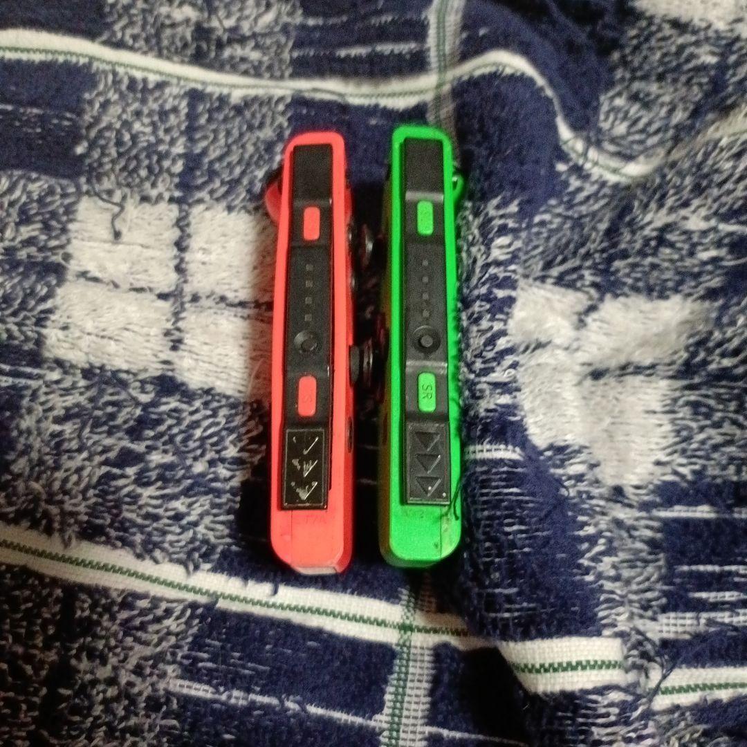 Nintendo Switch Joy-Con グリーンとレッドグリップ部分なし - メルカリ