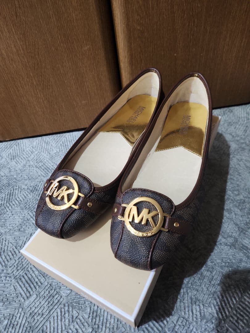 未使用　Michael Kors フラットシューズ　26.5cm　ブラウン