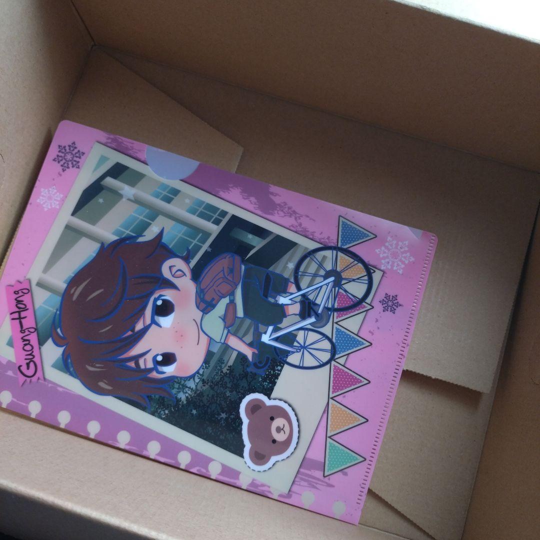 ユーリ!!! on ICE グッズまとめ売り - メルカリ