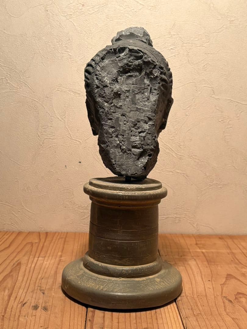 ガンダーラ仏頭 高評価商品 石仏 精巧レプリカ - メルカリ