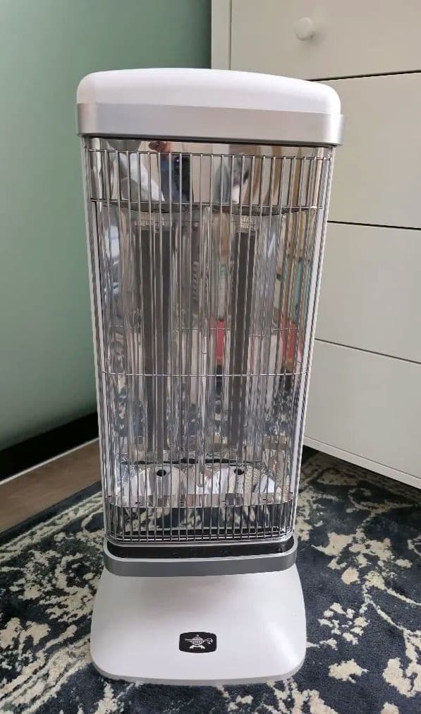 延長保証付き アラジン遠赤グラファイトヒーター　CAH-2G10F 23製 遠赤グラファイトヒーター（2灯管） | Aladdin（アラジン）公式サイト