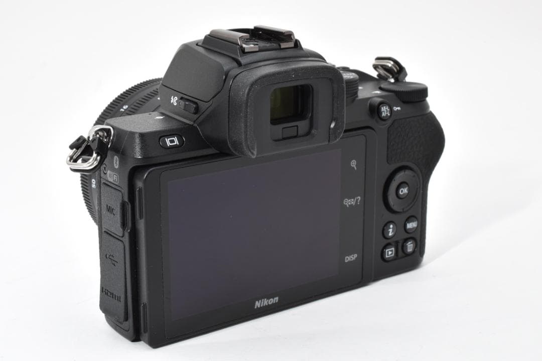 【ほぼ新品】ニコン Nikon Z50 《シャッター数僅か101回》
