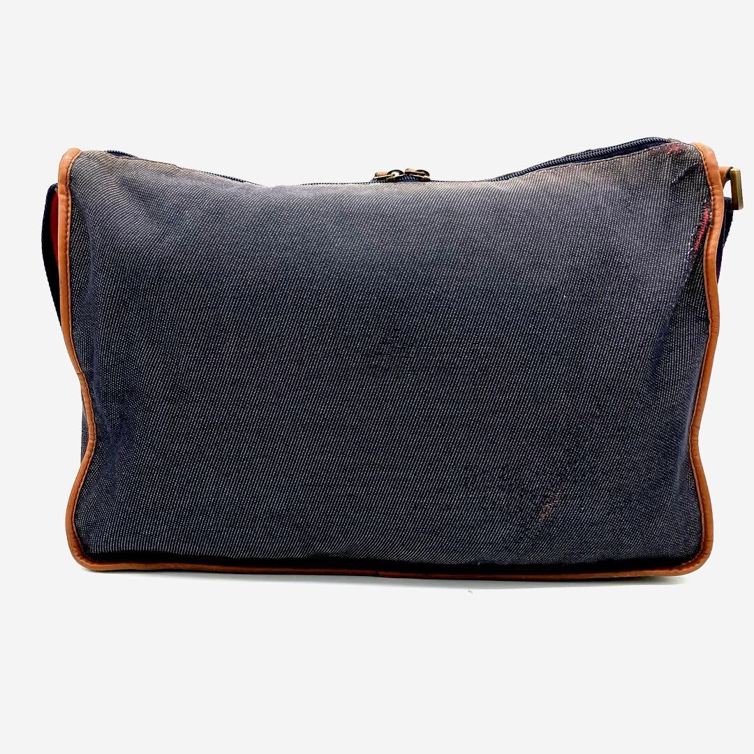 FENDI】メッセンジャーバッグ デニム ロゴ ブルー系 FENDI