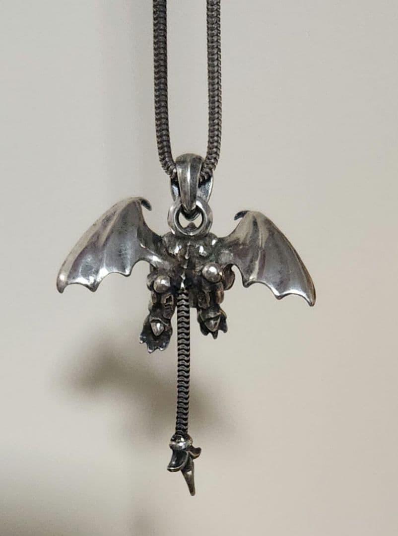 JAP工房 聖飢魔II 目玉コウモリ ペンダント レッド - メルカリ