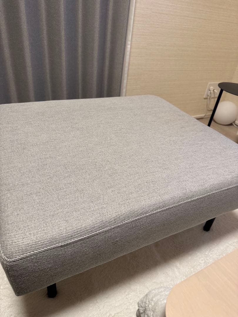 オットマン・スツール DIVANCO OTTOMAN Light gray 在庫品】DIVANCO OTTOMAN Light gray｜オットマン｜IDEE SHOP Online