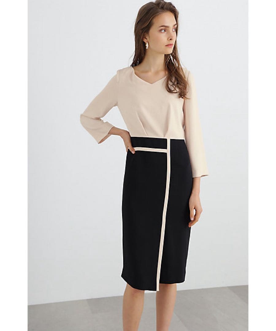 PINKY & DIANNE バイカラーブロックワンピース 38 セール】 ◇バイカラーブロックワンピース （ミニ丈・ひざ丈ワンピース