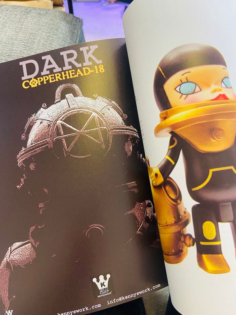 Kenny Wongサイン入り Molly アートブック トートバッグ付き - メルカリ