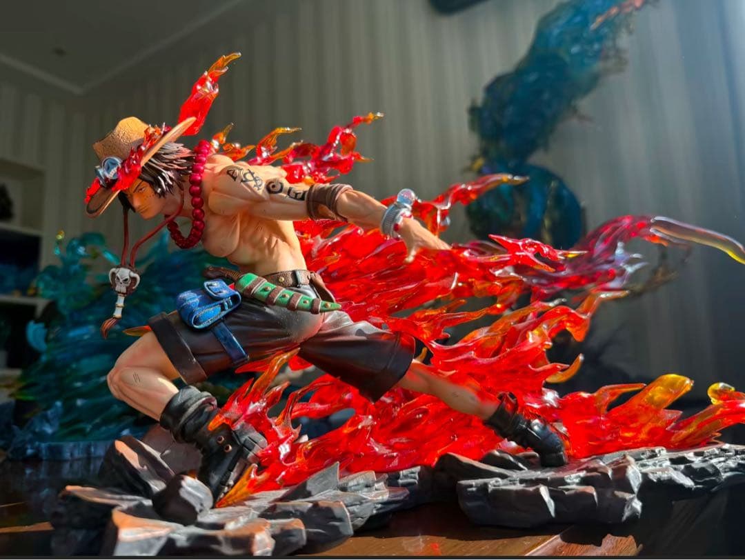 ワンピース エース＆マルコ【ドリフト】ガレージキット フィギュア1/8