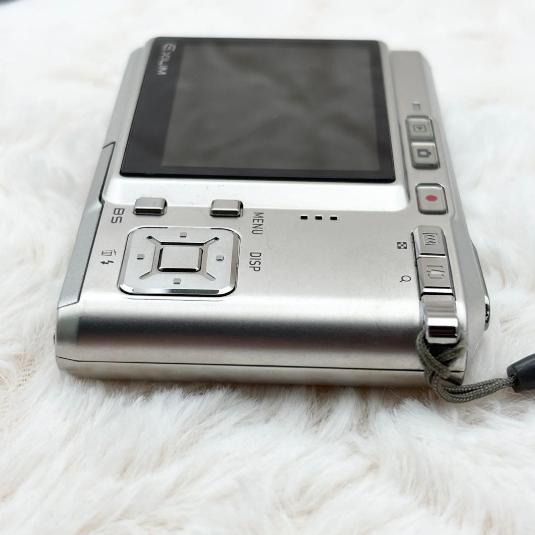 美品・動作良好✨ CASIO EXILIM EX-S600 シルバー - メルカリ