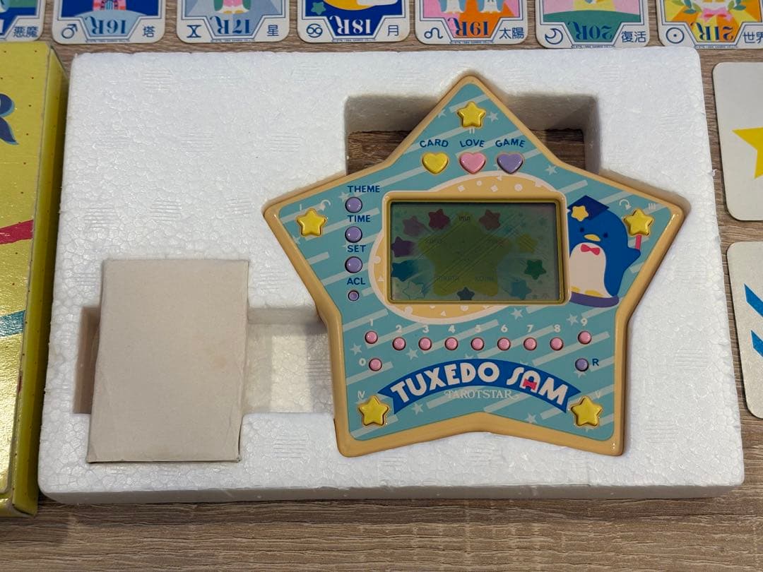 タキシードサム タロットスター 1984年 TOMYサンリオ LSIゲーム - メルカリ