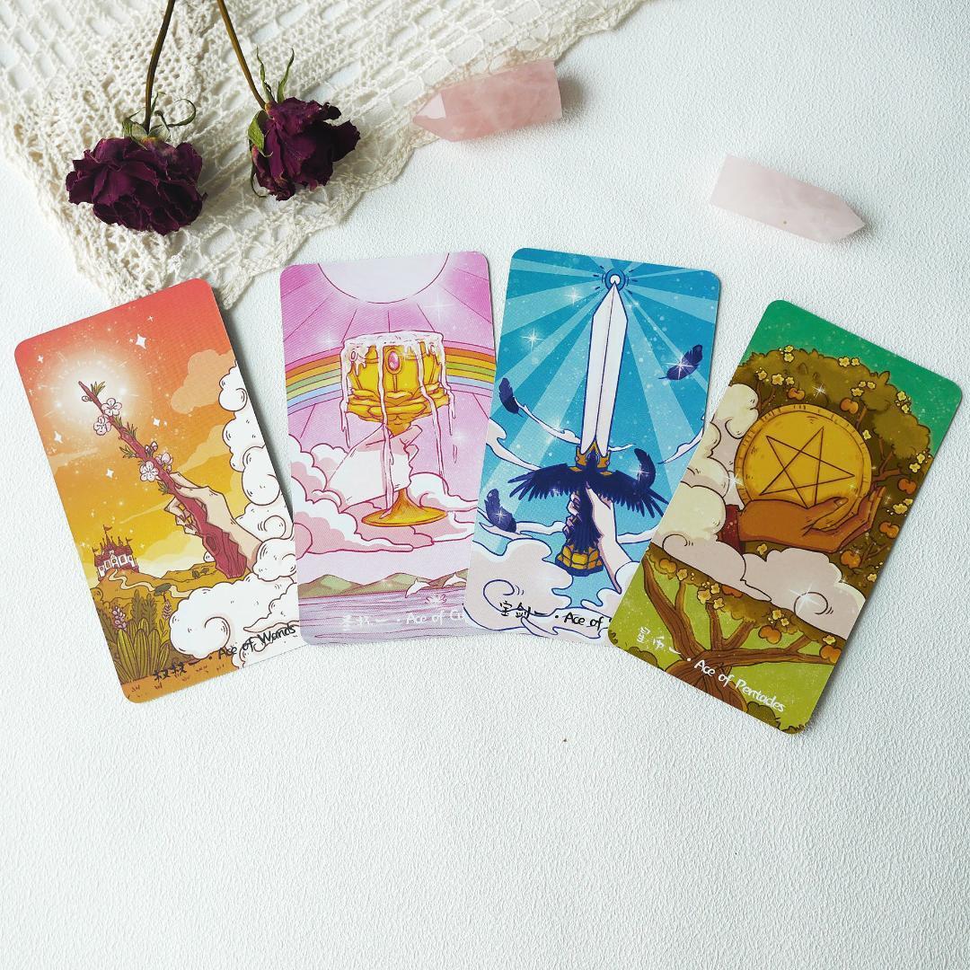 正規品タロットカード】豪華箔押し仕様✨童話や物語を描いた絵本のよう