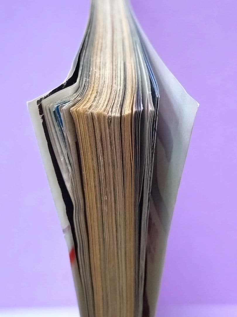 浅野ゆう子 直筆サイン色紙 & 週刊プレイボーイ 1986.11.4 No.46