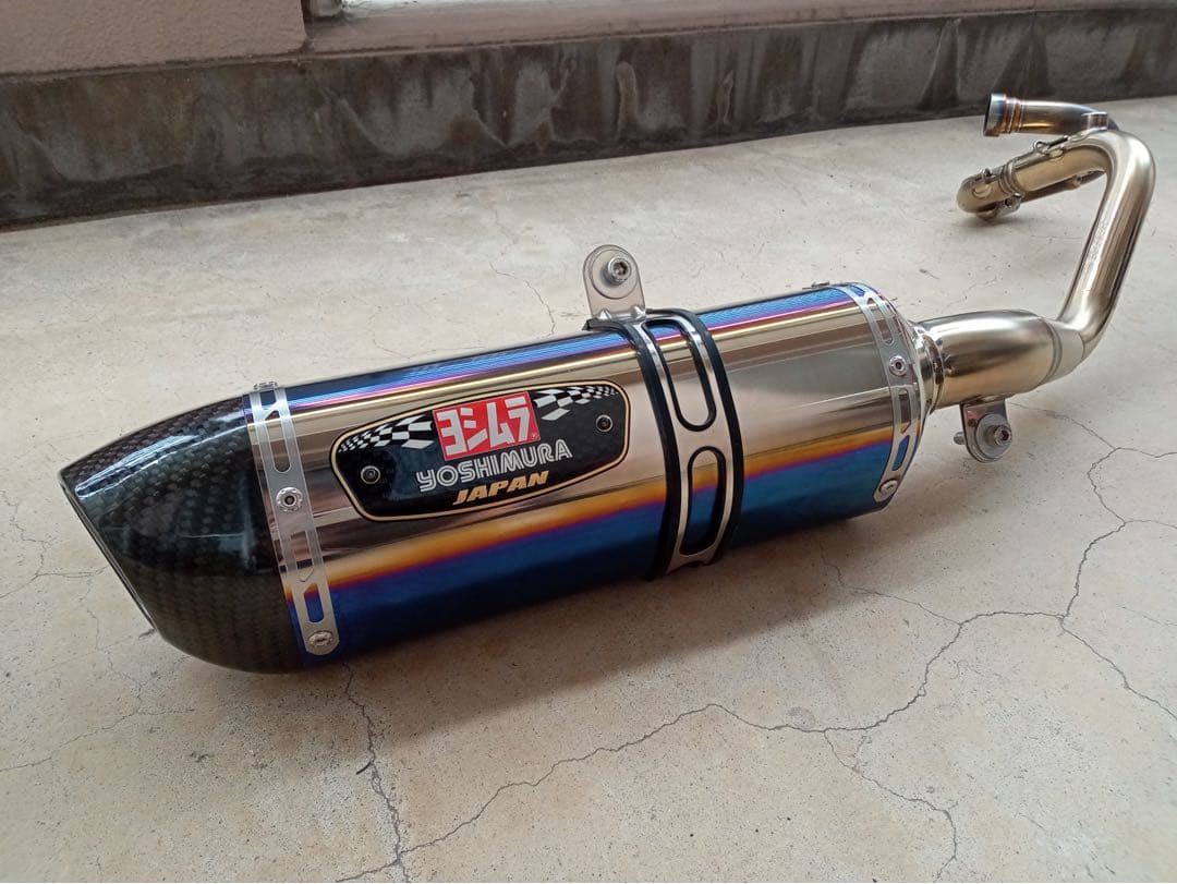 シグナスX4型 ヨシムラマフラー(ブルーチタンサイレンサー) Amazon | ヨシムラ(YOSHIMURA) フルエキゾーストマフラー 機械曲