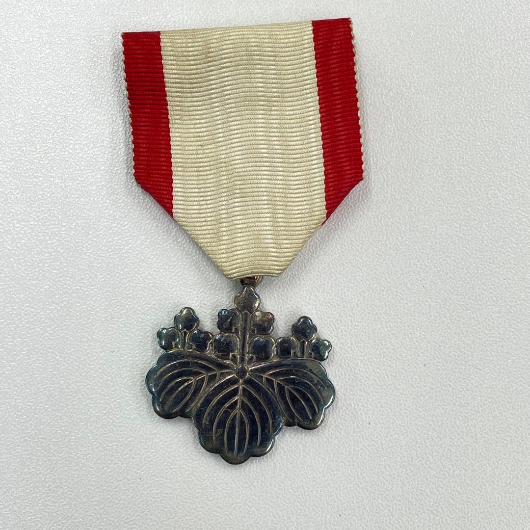 ☆勲八等白色桐葉章☆ 五三の桐 勲章 コレクション - メルカリ