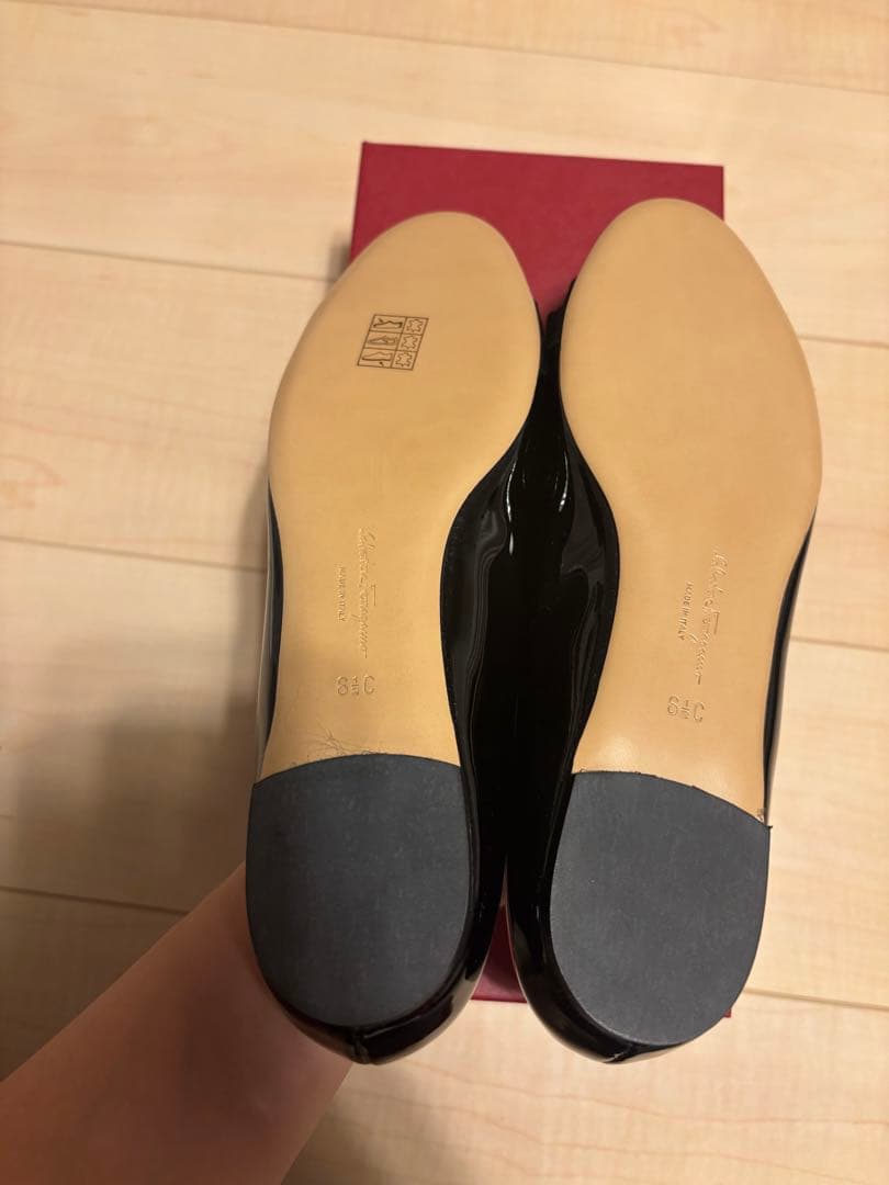 【新品】Salvatore Ferragamo フェラガモ 黒 23.5cm