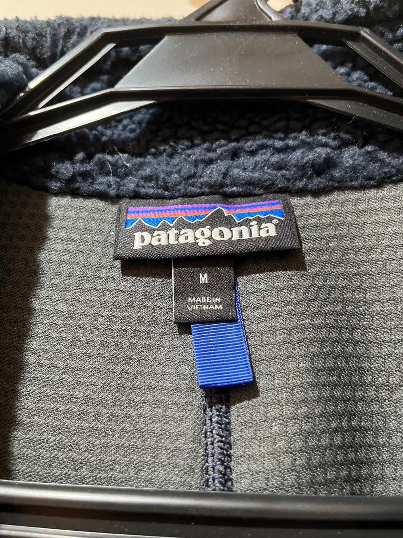 美品】東出昌大着用Patagonia レトロxベスト（M）ブラック/ブルー