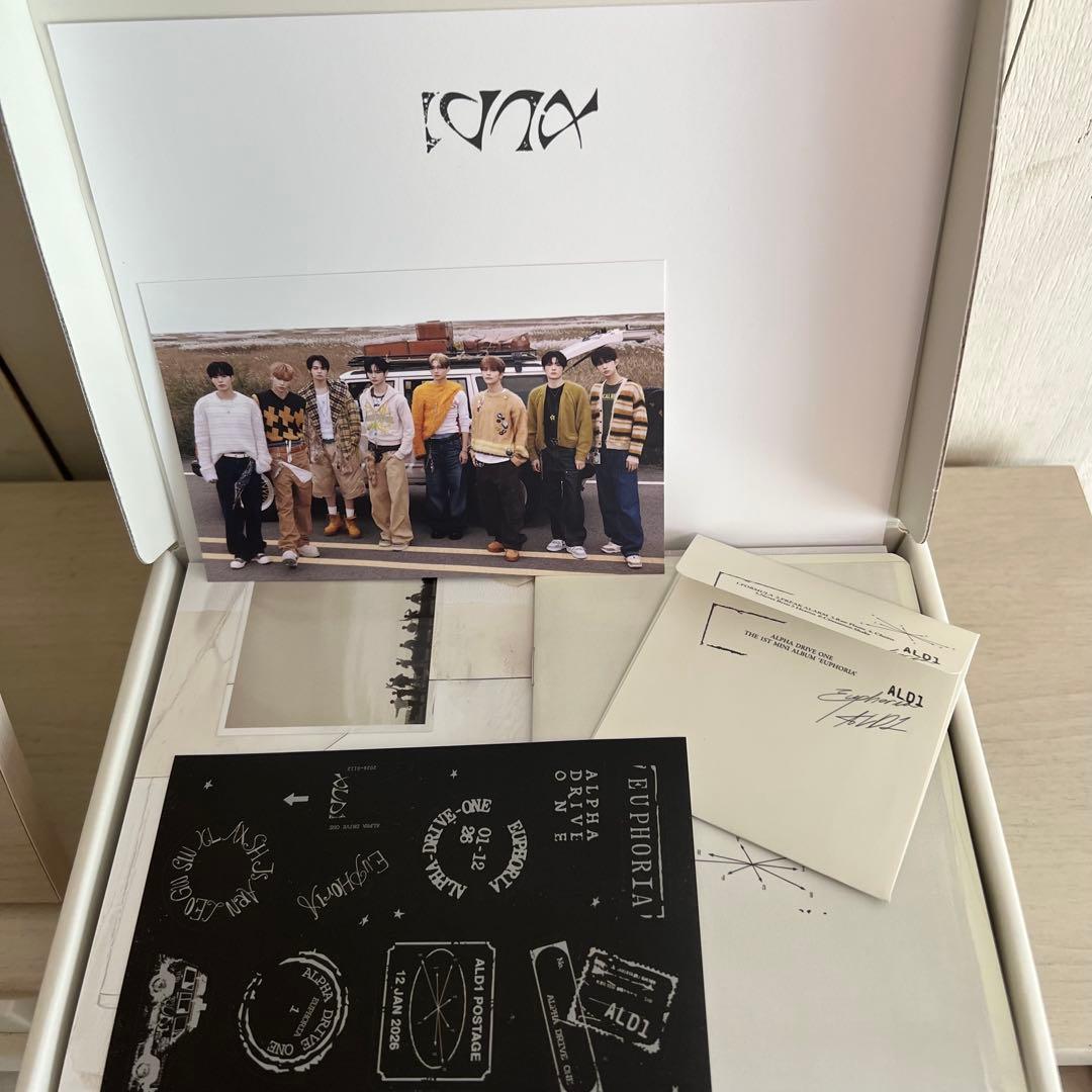 ALD1 アルバム開封済み EUPHORIA STAR ROAD ver. - メルカリ