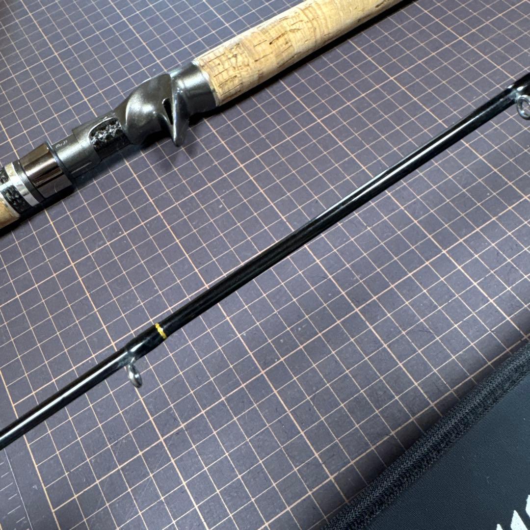 引き取り限定】カレイドハスキーワインダークワトロプラス グラス