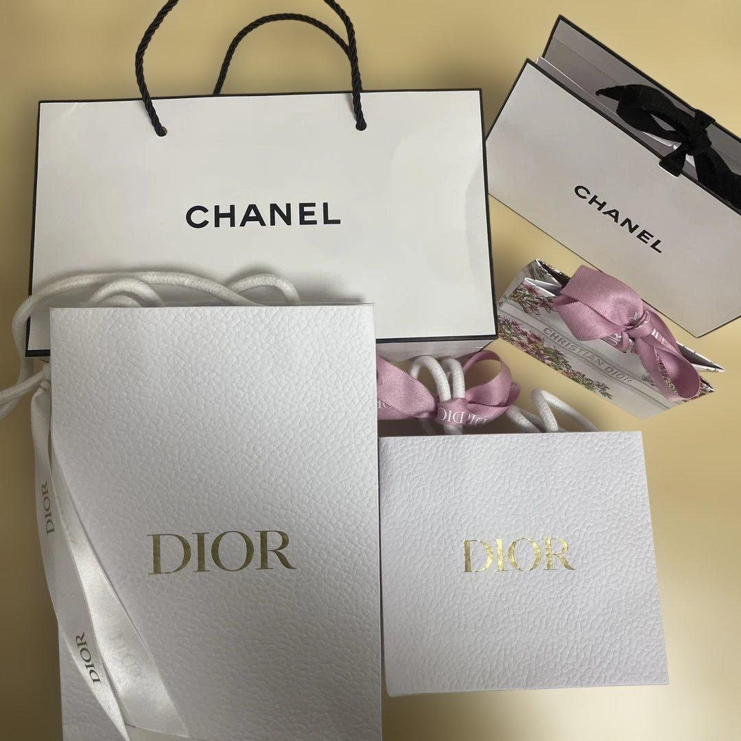 Dior &CHANEL ショッパー 5個 - メルカリ