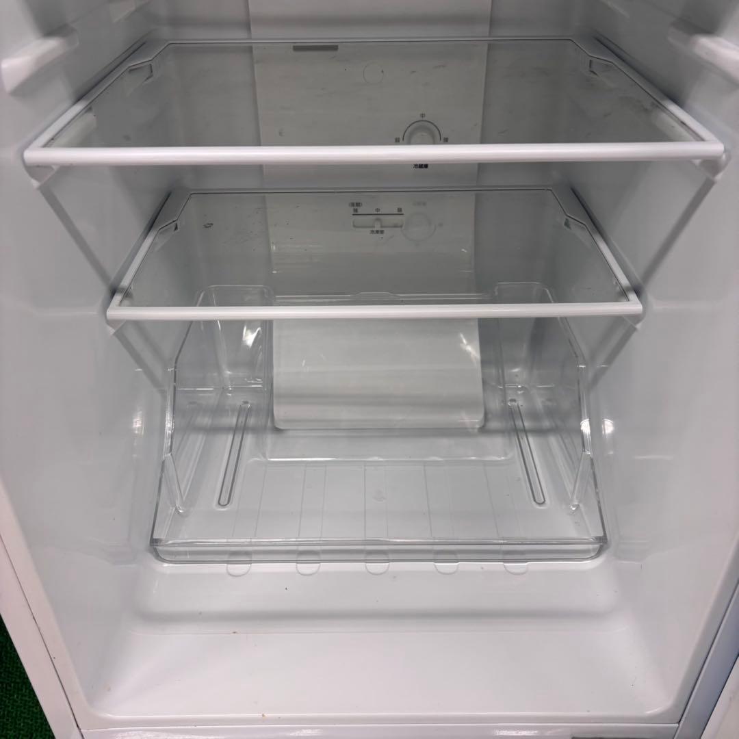 629 関東 格安 半年保証 冷蔵庫 小型 一人暮らし 200L弱 洗濯機も有り