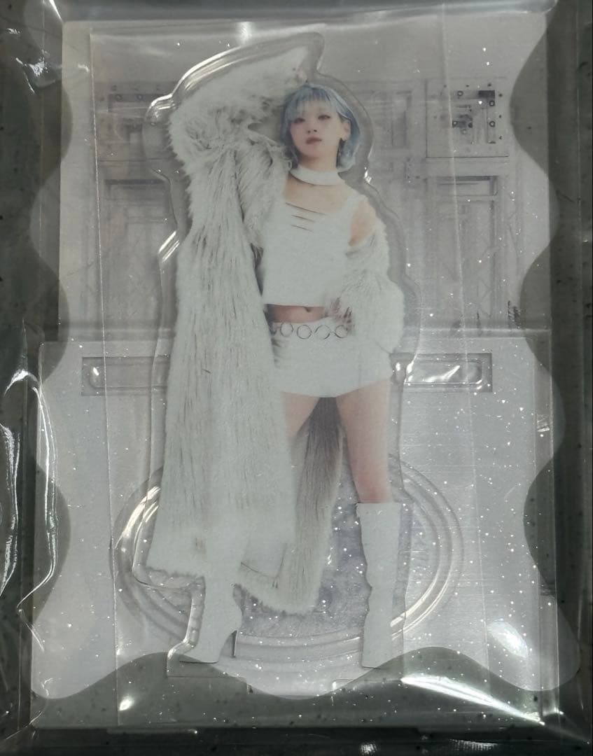 HANA ジス JISOO アクスタ - メルカリ