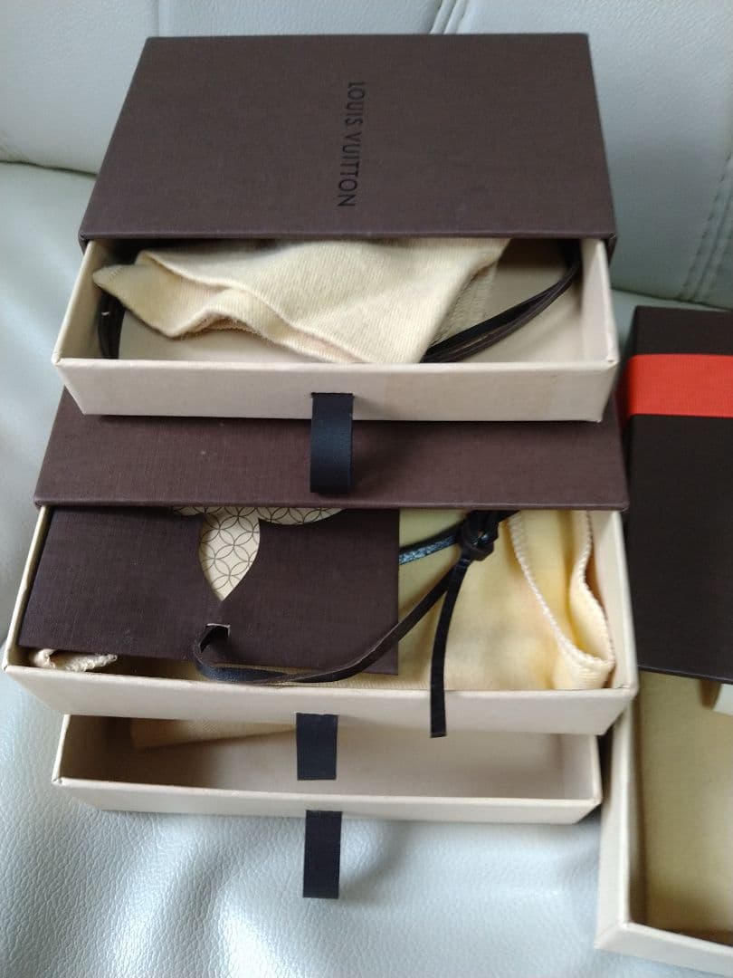 LOUIS VUITTON ギフトボックス 複数セット - メルカリ