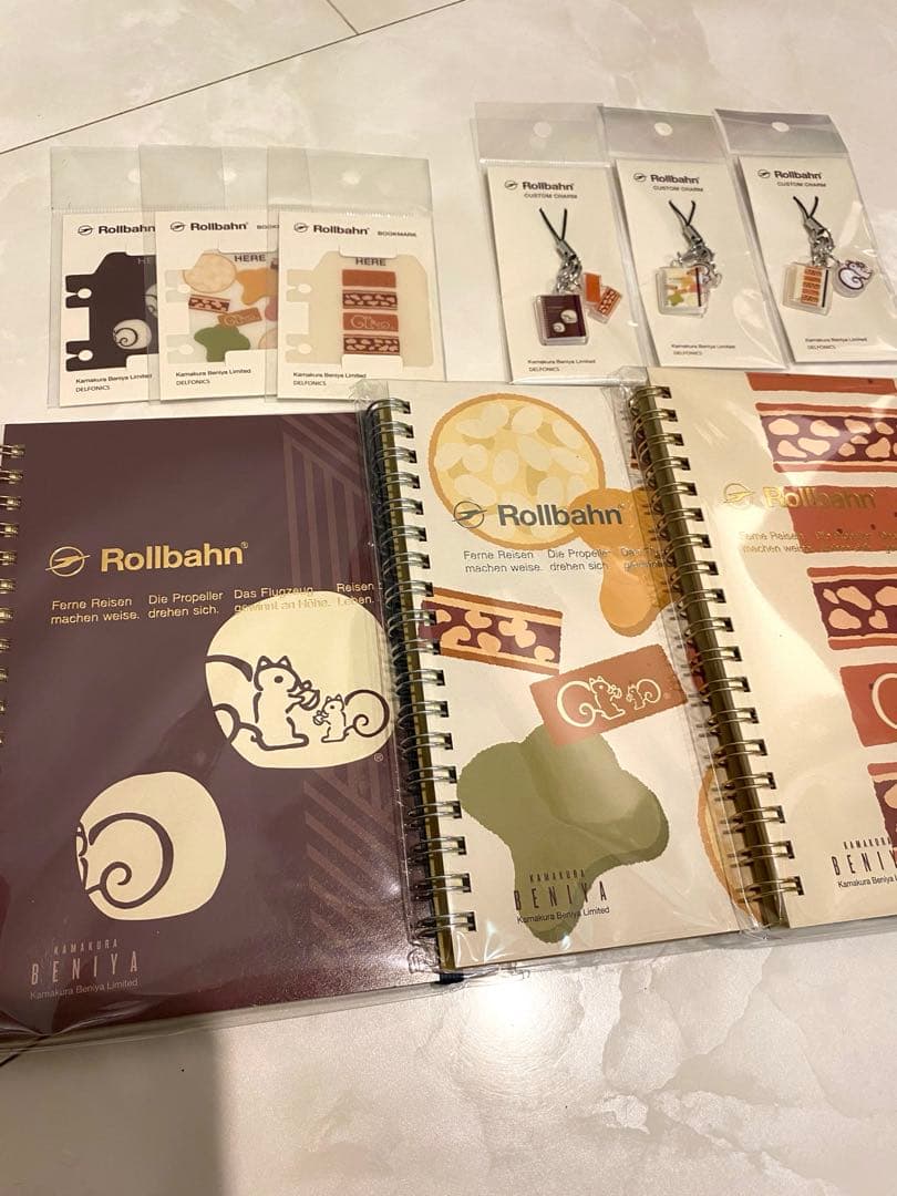 鎌倉紅谷　くるみっこ　ロルバーン　フルセット(紙袋付き) ニュース】鎌倉紅谷「クルミッ子」の「ロルバーン」と文具セットを