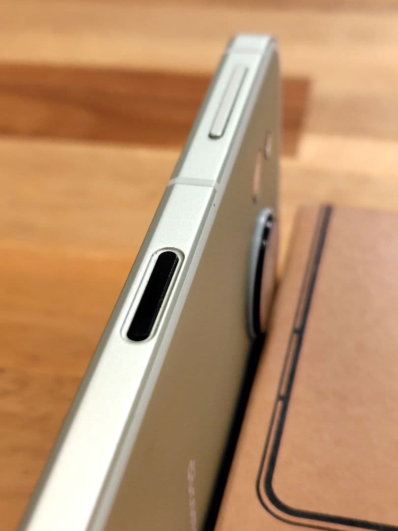 ジャンク品】AQUOS SENSE8 SH54D ペールグリーン 本体 - メルカリ