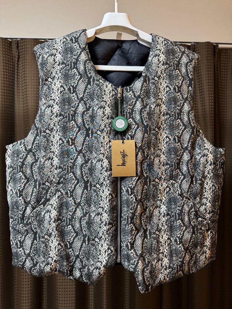 Stüssy Python Reversible Vest Lサイズ Stüssy: Sherpa Reversible Vest (Olive) | DSMNY E-SHOP