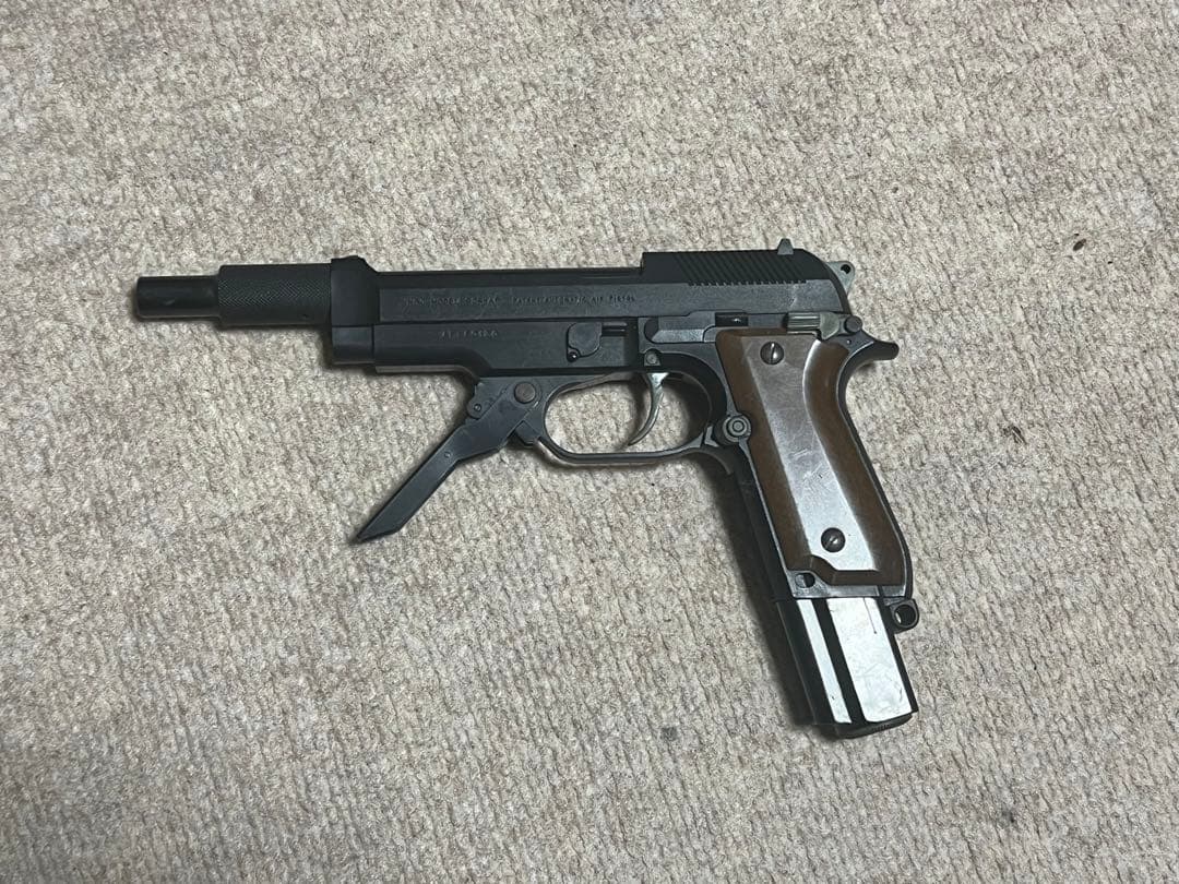 MGC ベレッタM-93R-AP コレクターズアイテムとして！ MGC ベレッタ M93R ビンテージ エアガン レビュー
