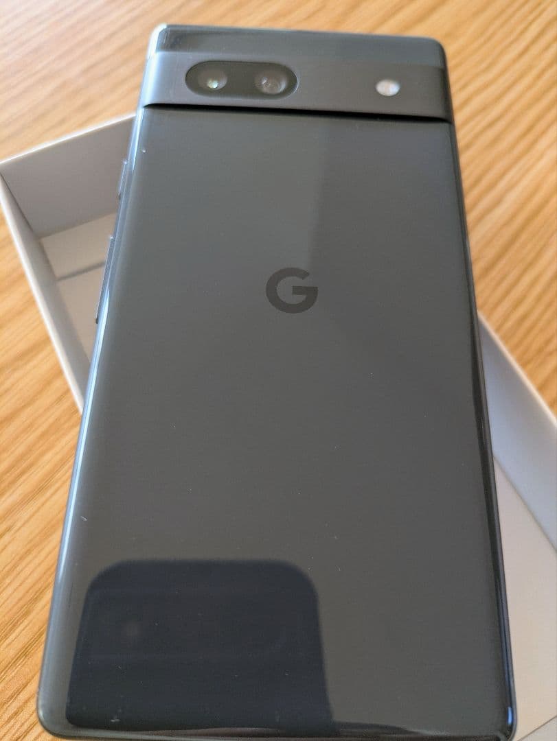 Google Pixel 7a 黒 本体とケース付き - メルカリ