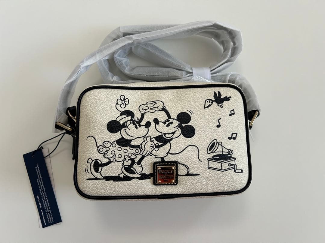 DOONEY&BOURKE ミッキー ショルダーバッグ　2023☆お値下げ交渉可 ☆ディズニー ドゥーニーアンドバーク ミッキー 90周年 ショルダー