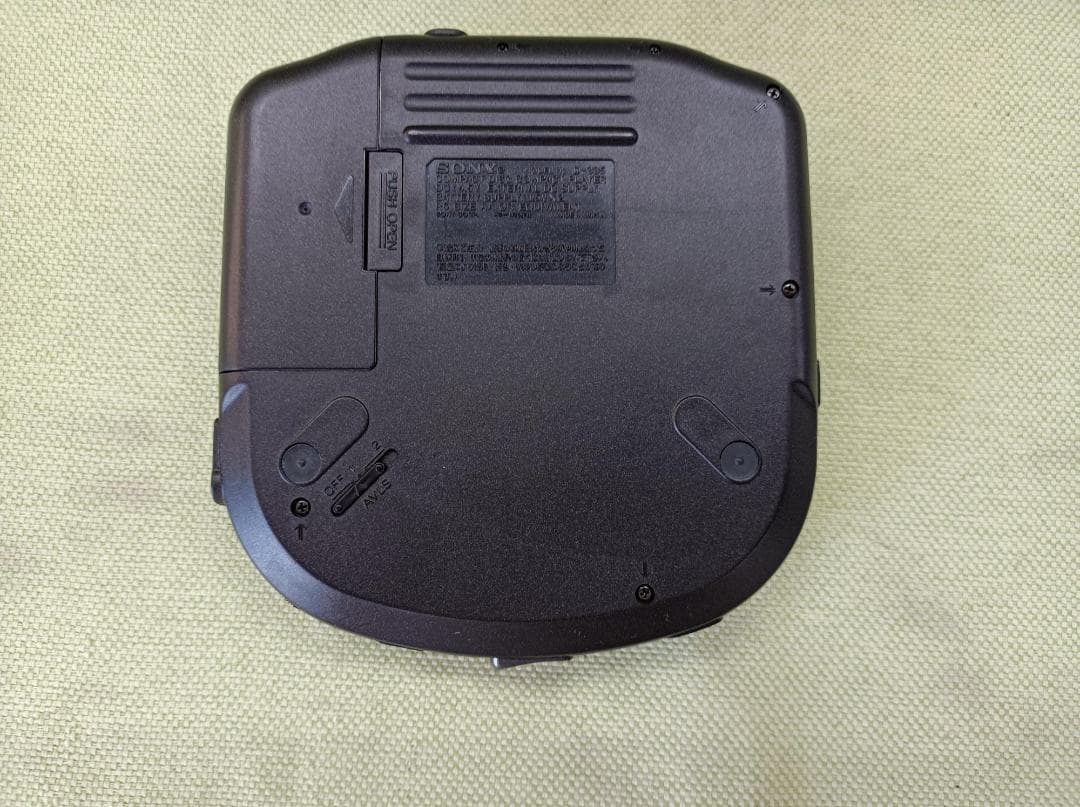 都《AEANN》　Discman　ESP D-335　ポータブルCDプレーヤー