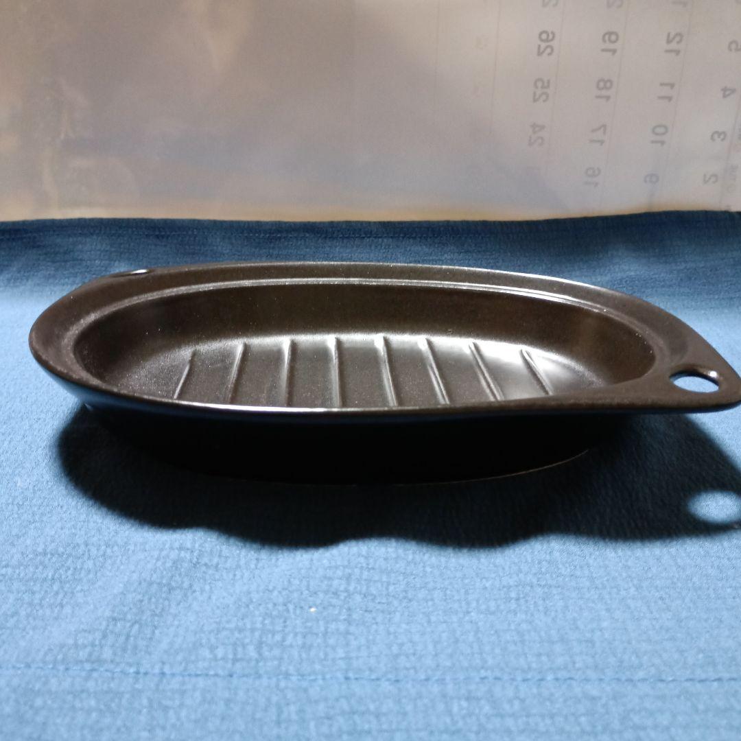 黒い楕円形電子レンジ専用グリルパン 蓋付き - メルカリ