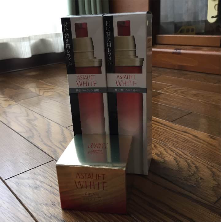 化粧水レフィル2本・クリーム1個 トワニー ブライトニングエマルジョンⅡ (レフィル) | 花王公式通販