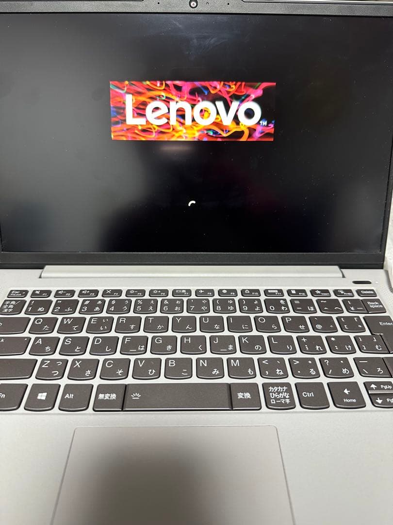 Windowsノート本体 Lenovo IdeaPad Slim 550 Ryzen5 Lenovo IdeaPad Slim 550 | スタイリッシュでパワフルな15.6型ノートPC