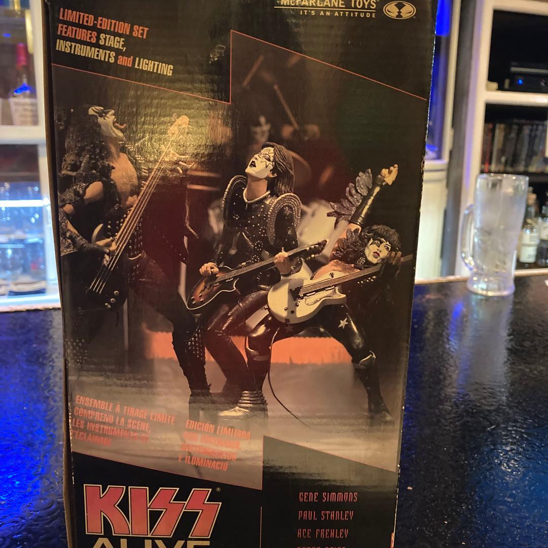 kissフィギュア アライブスペシャルbox - メルカリ