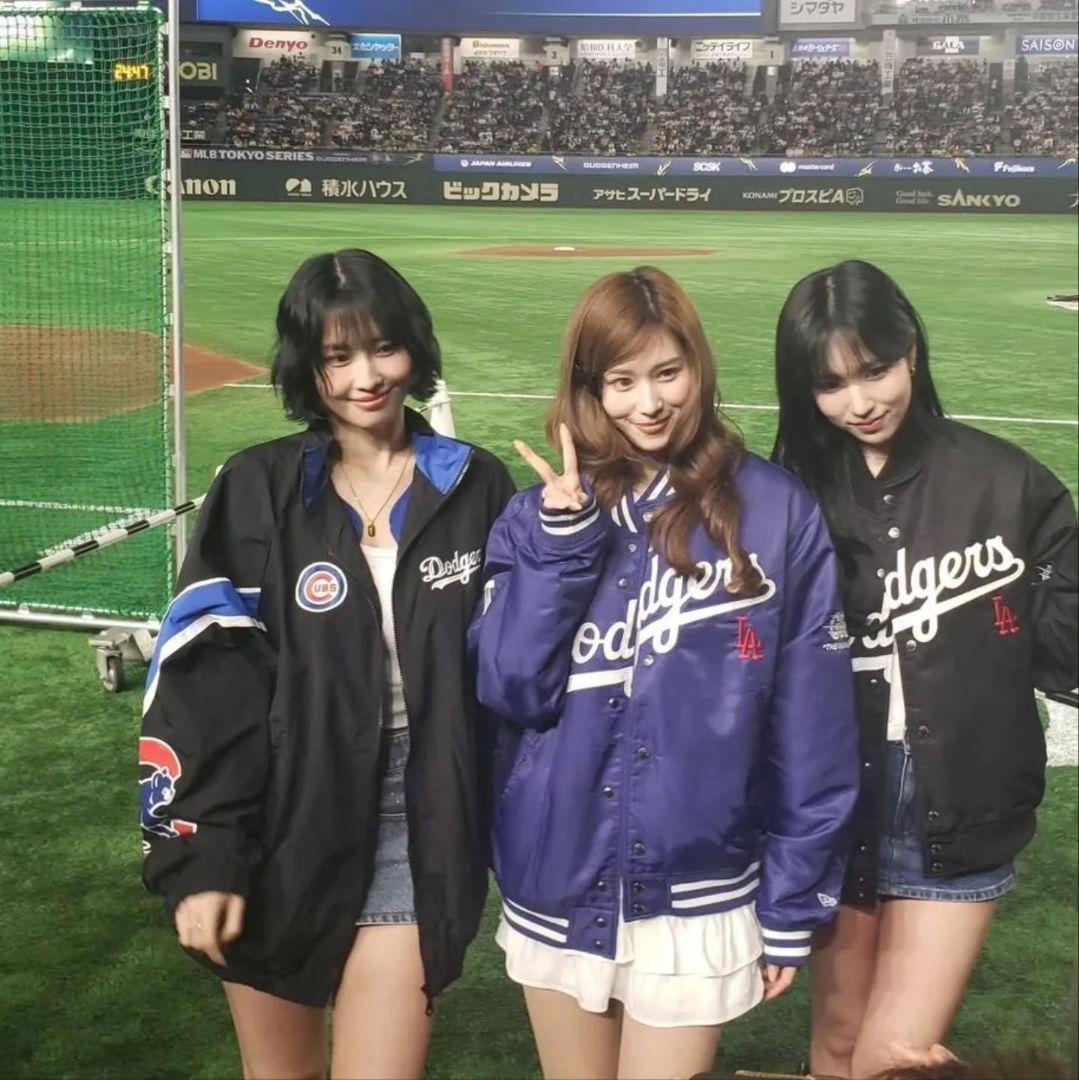 完売品】ワンオクTAKA、TWICE SANA着用 ドジャース スタジャン - メルカリ