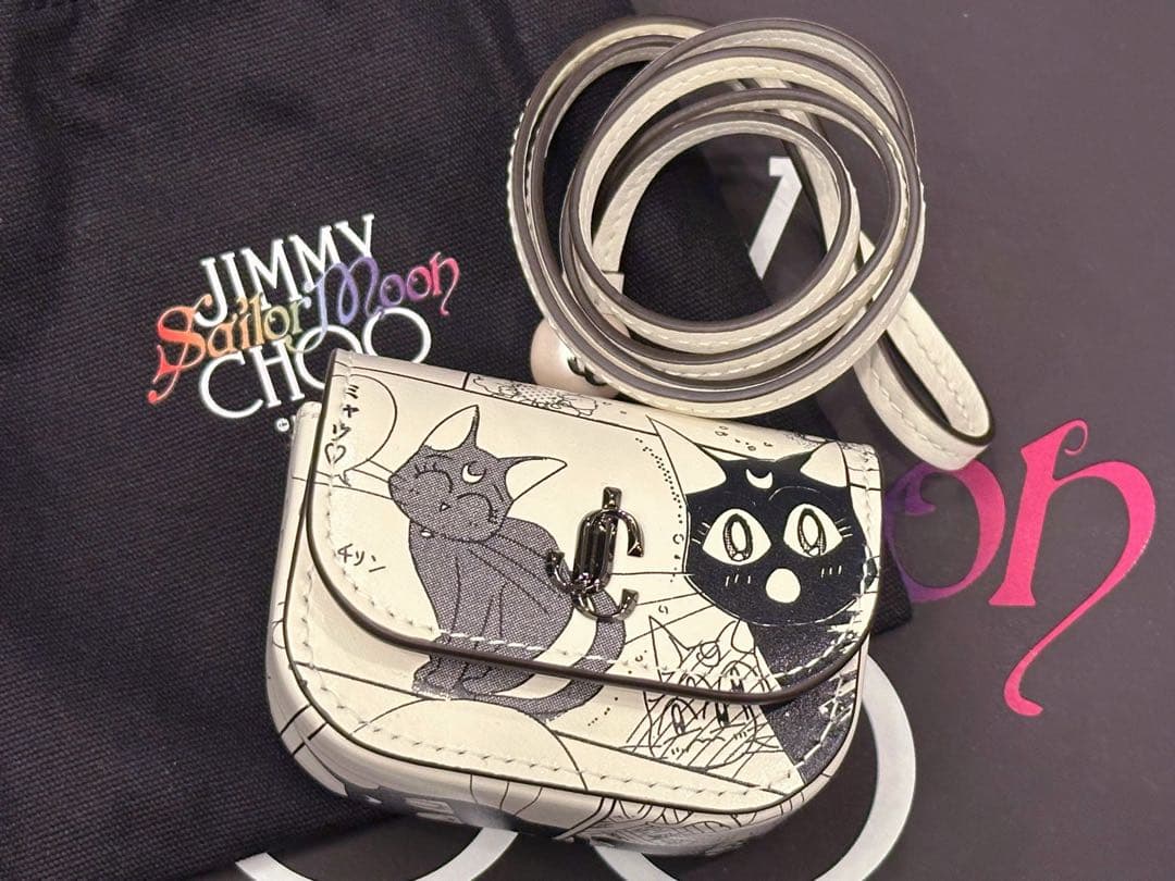 新品】Jimmy Choo × セーラームーン ルナ AirPodsケース - メルカリ