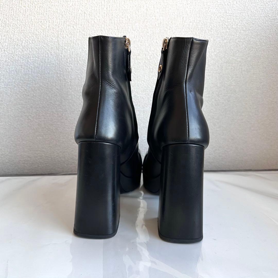 ルイヴィトン シェイクライン LV 厚底 アンクルショートブーツ