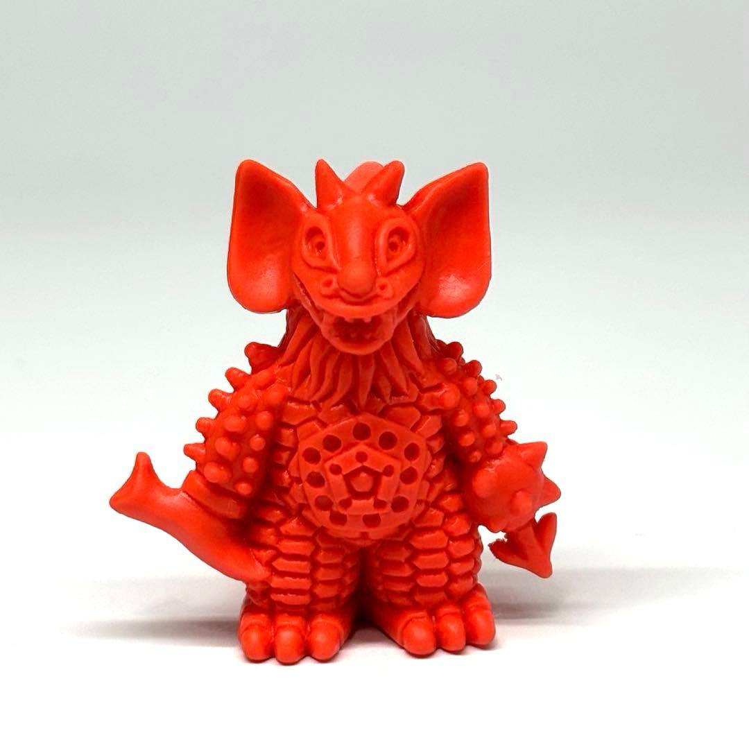 ウルトラマン　怪獣消しゴム　タイラント　橙色 2026年最新】タイラント 消しゴムの人気アイテム - メルカリ